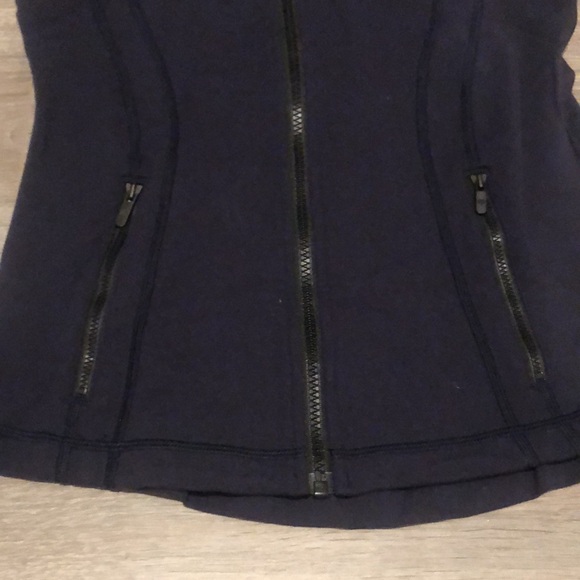 Woman’s  Lululemon sweatshirt - Picture 3 of 8